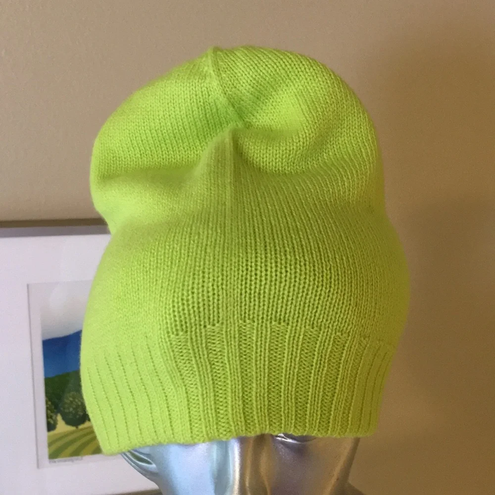 100% Cashmere Knit Beanie Reversible by St. Bernard